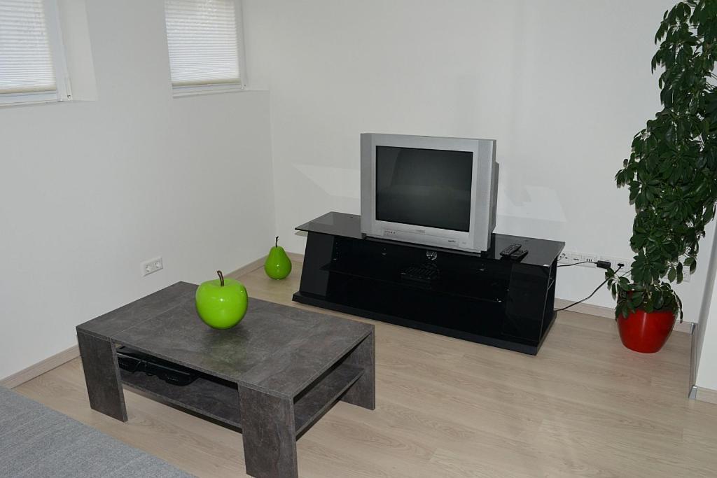 Apartment In Reutlingen / Sickenhausen Exteriör bild
